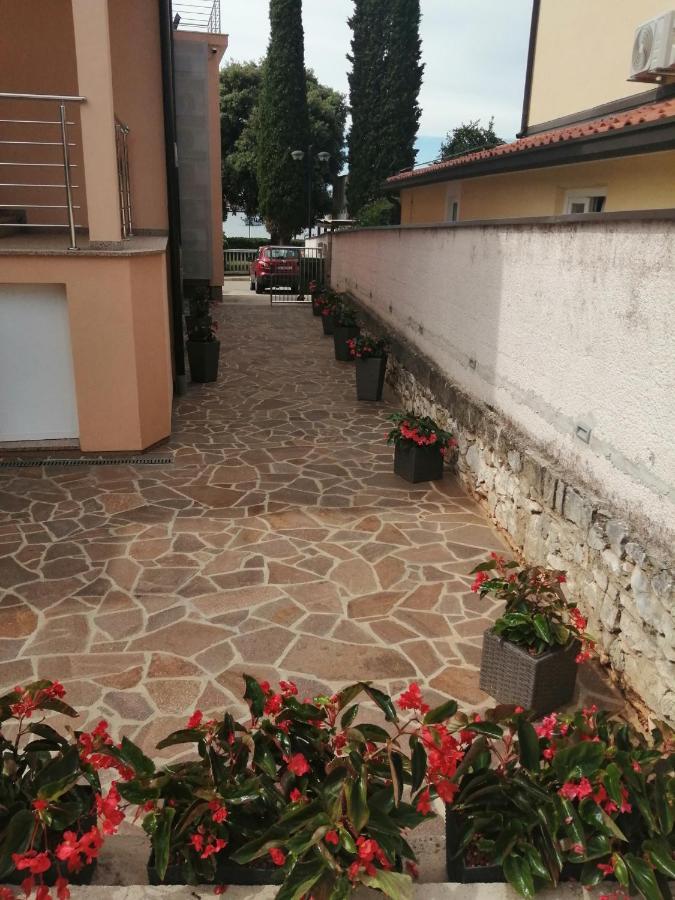 Apartments Villa Nona Umag Zewnętrze zdjęcie