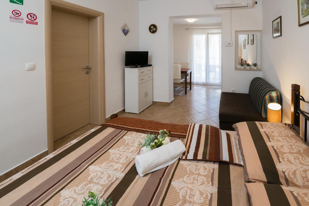 Apartments Villa Nona Umag Zewnętrze zdjęcie