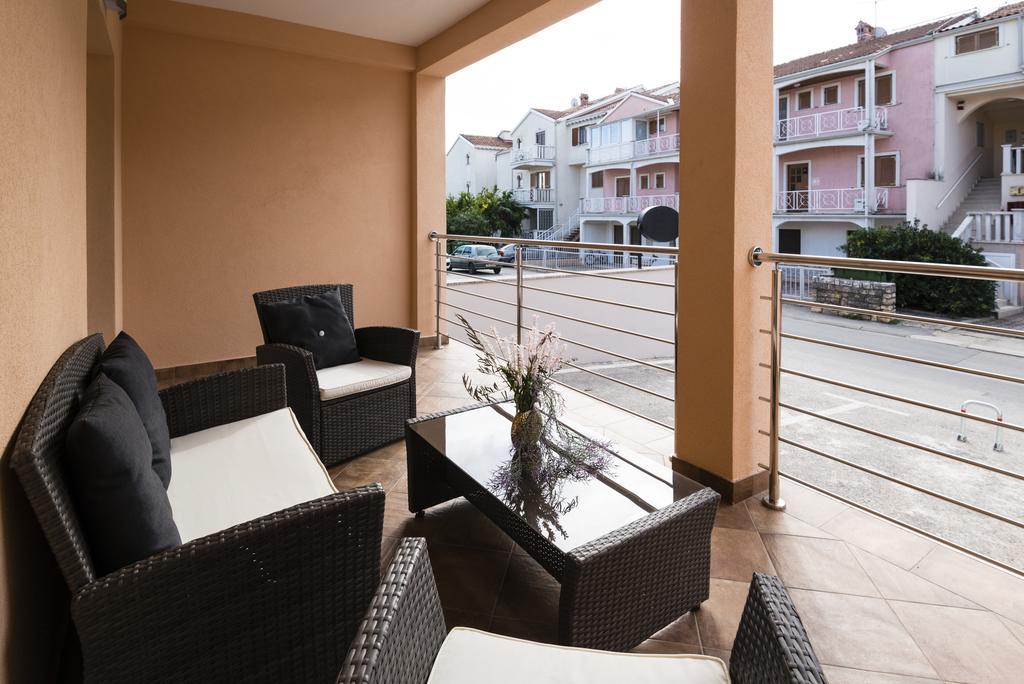 Apartments Villa Nona Umag Zewnętrze zdjęcie