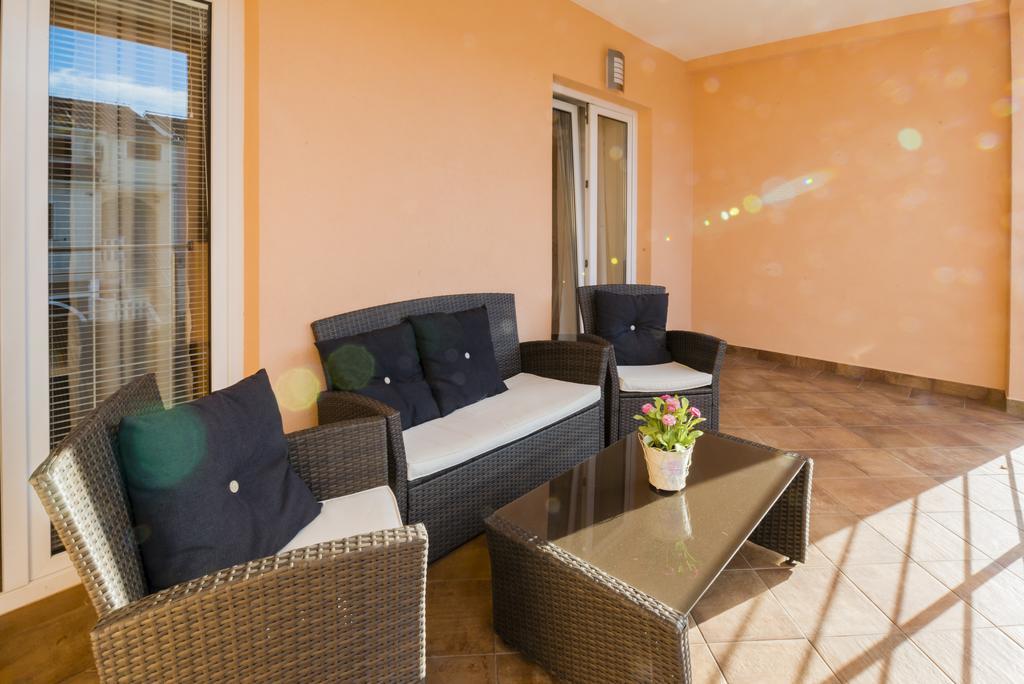 Apartments Villa Nona Umag Zewnętrze zdjęcie